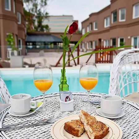 Pro Hotel Πιλάρ Εξωτερικό φωτογραφία