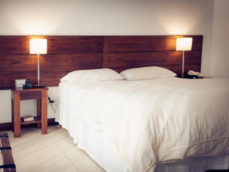 Pro Hotel Πιλάρ Εξωτερικό φωτογραφία