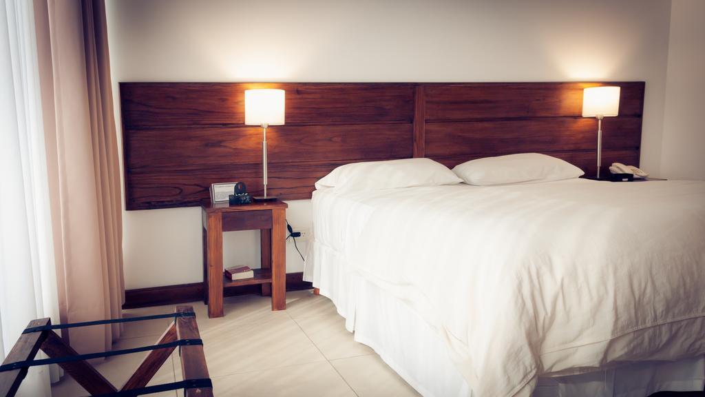 Pro Hotel Πιλάρ Εξωτερικό φωτογραφία